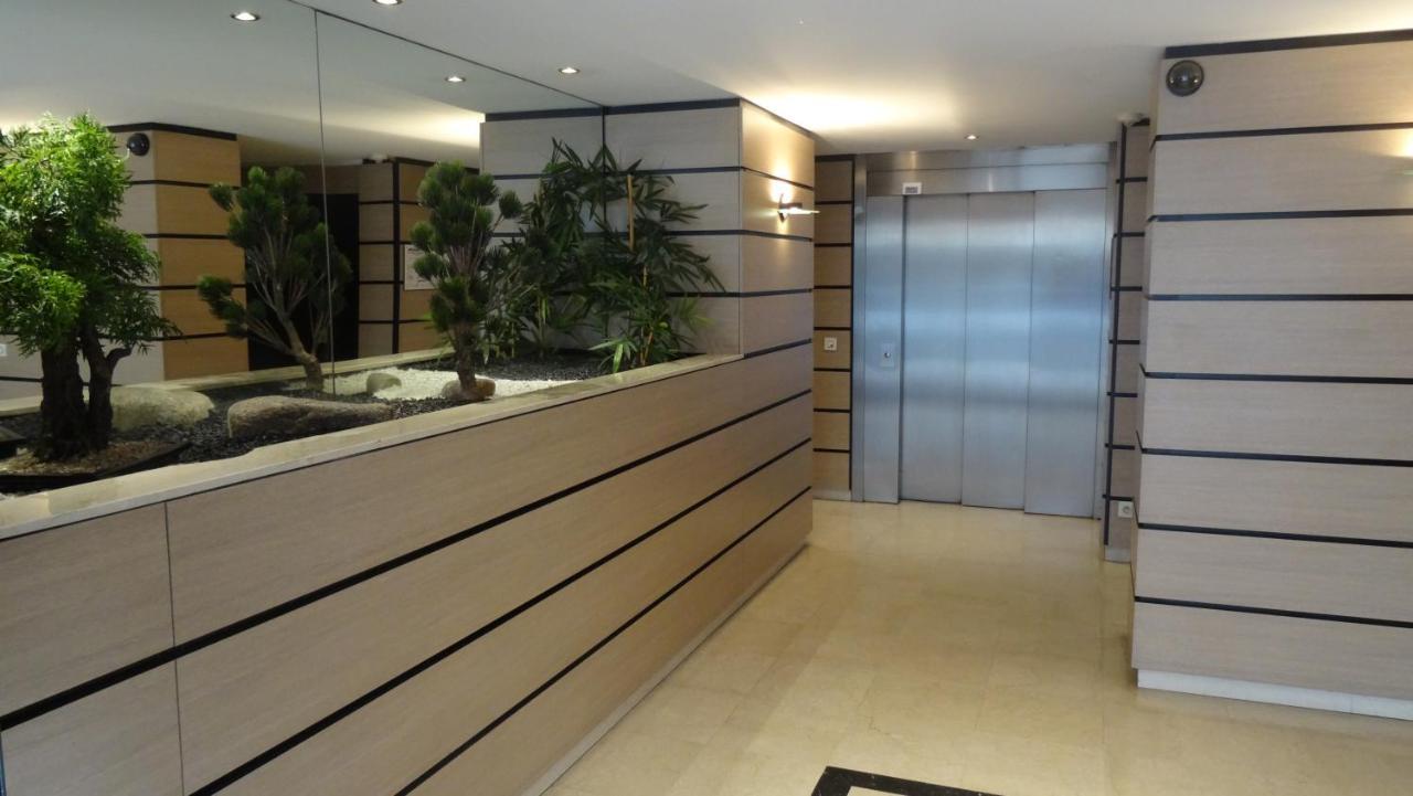 Appart T2 Standing Tout Confort Avec Balcon - Parking En Option Lyon Bagian luar foto