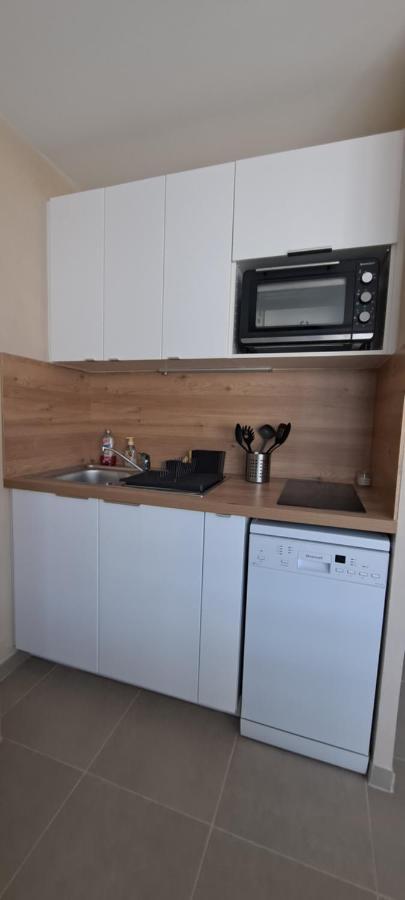 Appart T2 Standing Tout Confort Avec Balcon - Parking En Option Lyon Bagian luar foto